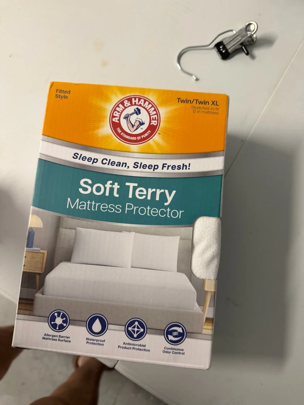 Soft Terry Mattress Protector - White (Twin/Twin XL)new in pack